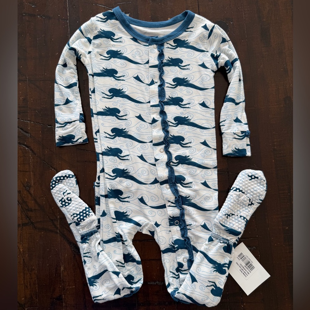 NWT Size 18/24 Months Kickee Pants Natural Mermaid Muffin Ruffle Footie Snaps